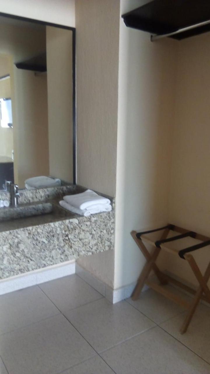 Jalyd Inn Irapuato Exteriér fotografie